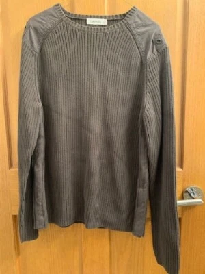 Suéter Calvin Klein Para Hombre Verde Acanalado Tejido Parche en el Hombro, Verde Oliva, L Foto 1 de 4