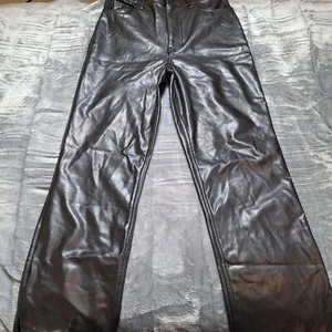 ABERCROMBIE & FITCH 90s Straight Ultra High Rise Vegan Leather Pants Sz 6 Black - Picture 1 of 10