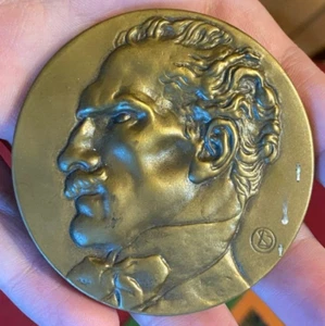 Arturo Toscanini Collectable Bronze Medallion Medallic 1952 Classical Conductor  - Picture 1 of 2