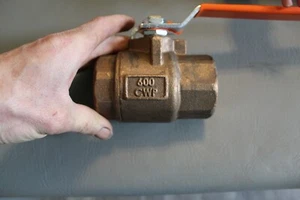 Wolverine 1 1/2" BRONZE BALL VALVE. 600 CWP, WB 1-1/2", Brass parts No Lead USA - Picture 1 of 6