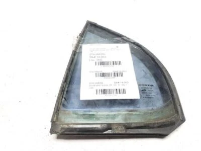 Оригинальное левостороннее вентиляционное стекло задней двери 99 98 99 00 01 02 03 Acura TL FV20587GT  - Изображение 1 из 3