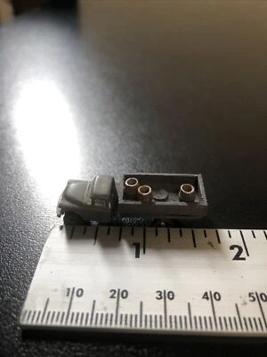 Vintage N Scale flatbed Truck Bachmann E2 - Image 1 of 4