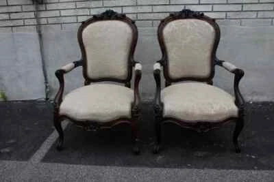 Par francés de sillones Bergere franceses de palisandro, tapicería nueva siglo XIX Foto 1 de 4