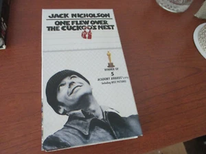 ONE FLEW OVER THE CUCKOO'S NEST VHS Movie - Picture 1 of 1