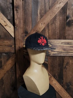 EXTREMADAMENTE RARO Derrick Rose Adidas Negro Rojo Snap Back DE COLECCIÓN Gorra Chicago Bulls Foto 1 de 4