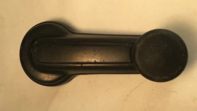 1982-1992 CAMARO MANIVELA DE JANELA PORTA DE PASSAGEIRO FABRICANTE DE EQUIPAMENTO ORIGINAL GM CHEVY CHEVROLET METAL PRETO - Imagem 1 de 4