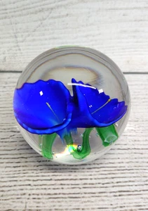 Kunst mundgeblasen Glas Briefbeschwerer mit zwei blauen Blumen 3" - Bild 1 von 8