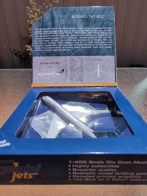 Gemini Jets 1:400 United Airlines Boeing 747-422. N128UA. - image 1 of 4