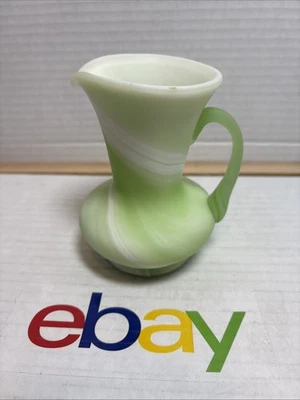 Mini jarrón jarra Art Glass Lt Geeen & White Swirl 4,25" nube regalo crema MCM Foto 1 de 4