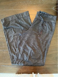 Women's Lululemon Pants Size Still pant wide leg 6 Gray - Picture 1 of 5