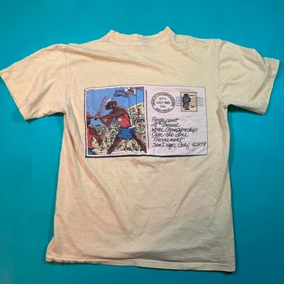 Camiseta gráfica vintage 1981 San Diego sobre la línea camiseta bolsillo puntada única Foto 1 de 4