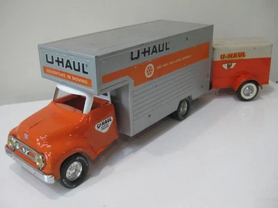 Camión y remolque Nylint U Haul. Foto 1 de 4