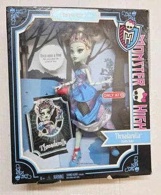 Monster High Scarily Ever After Threadarella FRANKIE STEIN 2012 Target Exclusive - Image 1 of 4