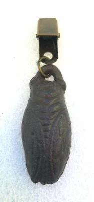 LOT DE 4 PINCE-NAPPE POIDS CIGALE EN FONTE GRIS OU NOIR - Photo 1/2