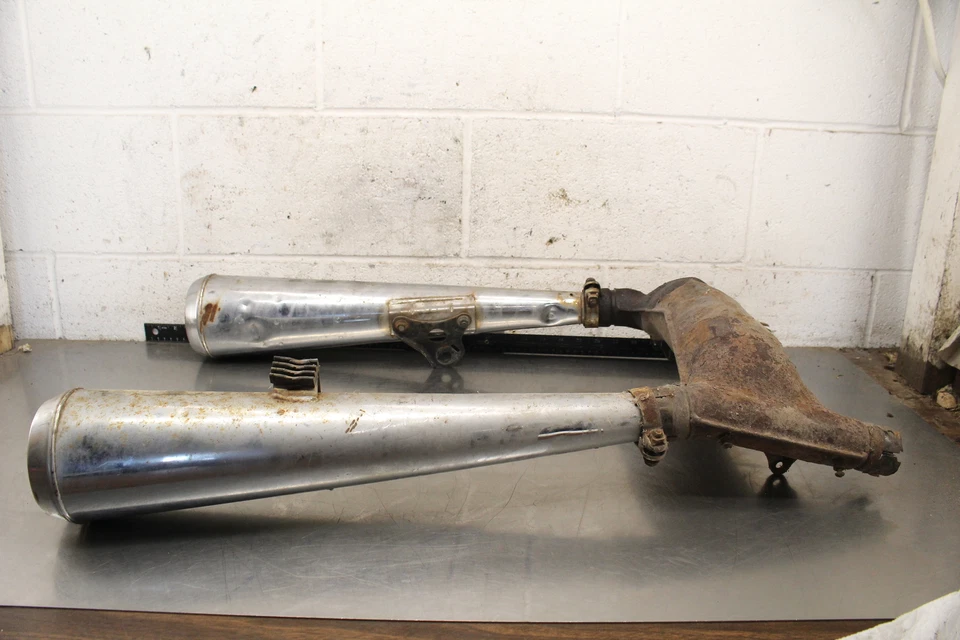 Honda Hawk I 400 CB400T 1979 silenciador escape silenciador tubo juego C397 Foto 1 de 4