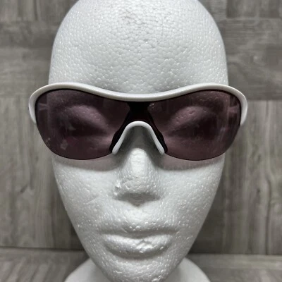 Gafas de sol OAKLEY Enduring Breast Cancer Awareness 24-047 119 blancas rosa usadas Foto 1 de 4