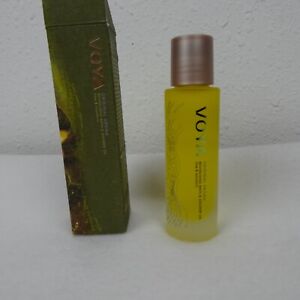 VOYA Original Aroma: Revitalising Bath & Shower Oil Lime & Mandarin 1.69 Fl Oz