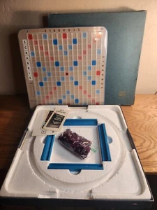 Vintage 1977 Scrabble Deluxe Edition Rotating Turntable Complete/No Scoresheets! - Picture 1 of 9