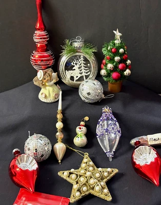 LOTE de 14 adornos navideños de vidrio con cuentas estilo victoriano, cerámica ALGUNOS VINTAGE  Foto 1 de 4