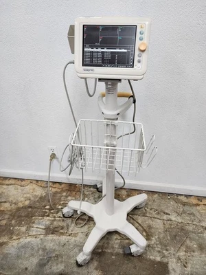 Monitor de signos vitales Philips SureSigns VS3 con soporte móvil, cesta y temperatura Sonda Foto 1 de 4