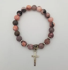 girls pink beaded stretch bracelet with cross - Picture 1 of 3