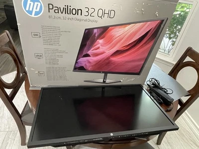 HP Pavilion 32" MONITOR QHD 2K QUAD 2560 x 1440 (DisplayPort, HDMI)  **NO STAND* - Image 1 of 4