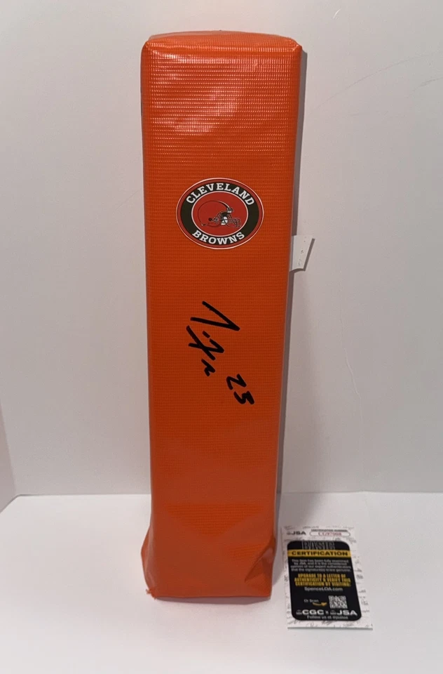 PILÓN DE TOUCHDOWN FIRMADO POR JOE HADEN CLEVELAND BROWNS CERTIFICADO DE AUTENTICIDAD JSA Foto 1 de 1