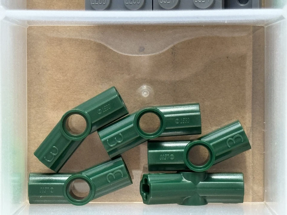 LEGO Parts - Dark Green Technic, Axle Pin Connector Angled #3 - No 32016 - QTY 5 - Image 1 of 1