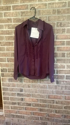 Blusa Top Theory Berenjena Manga Larga Abotonada Talla Mediana Clásica Elegante   Foto 1 de 4