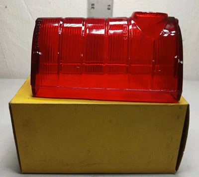 Pontiac Tempest Station Wagon 1964 lente de luz trasera izquierda original TMC-3502 de colección Foto 1 de 4