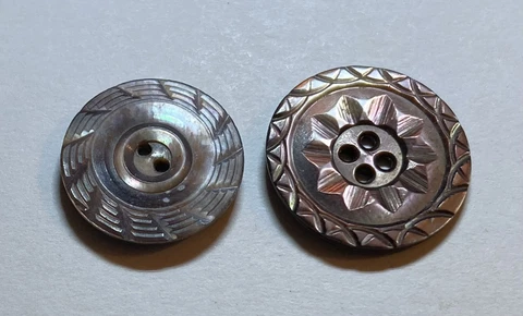 1 Small & 1 Medium Antique Smoky Pearl carved & etched MOP /shell Buttons #215 Cover