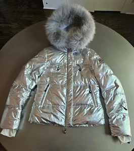 Jet Set Metallic Silver Ski Jacket W/ Fur Hood; Size 2 (Small); Made in Italy! - Picture 1 of 17