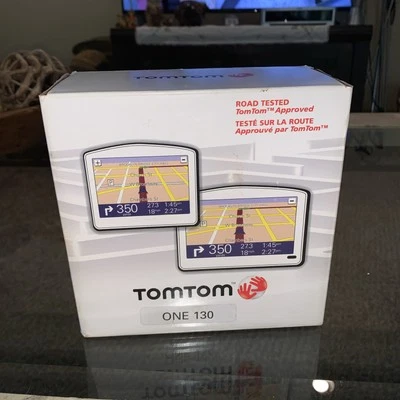 TomTom ONE 130 - US Puerta Rico), Canada Automotive Bundle Box Works Manual - Image 1 of 4