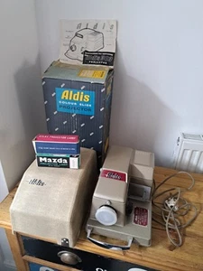 Vintage Aldis 303 Slide Projector - Complete With Box & Manual - Sold As Seen - Picture 1 of 13