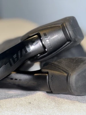 SRAM Rival AXS 12-Speed Shifter Levers Hydraulic Disc Brakes - Image 1 of 4