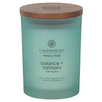 Chesapeake Bay Balance + Vela Perfumada Harmony, Pera de Lirio de Agua 8.8oz Foto 1 de 2