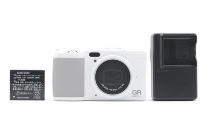 Shot 124 [MINT] RICOH GR DIGITAL IV 4 digital 10.4MP Camera White From JAPAN - Image 1 of 4