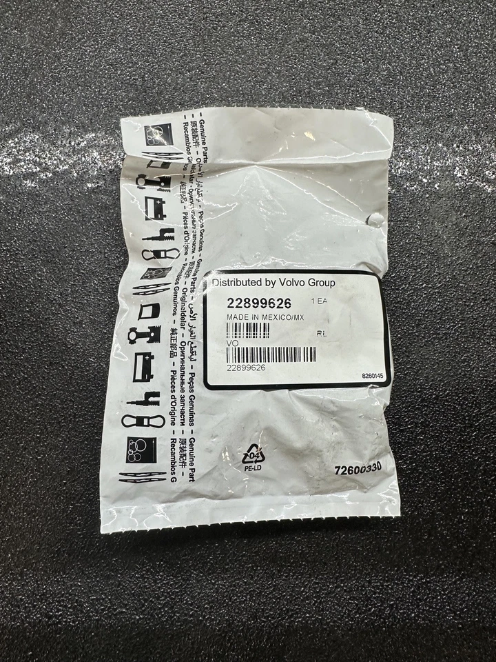 Sensor de presión de combustible/aceite OEM Volvo Mack  Foto 1 de 2