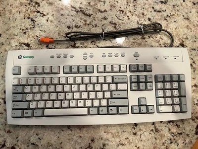 NEW Vintage Gateway Keyboard 7001603 Multifunction - Image 1 of 4