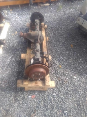 Used Rear Axle Assembly Rear fits: 2016 Jeep Wrangler Dana 44 LHD 3.21 ratio w/o Foto 1 de 4