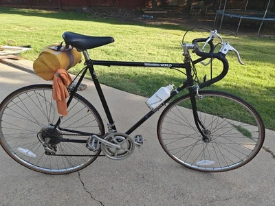 Bicicleta Schwinn World de colección negra Foto 1 de 4