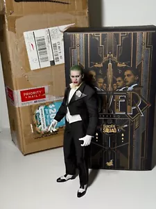 1/6 Hot Toys Suicide Squad Joker (Tuxedo Version) MMS395 Jared Leto Batman - Picture 1 of 7