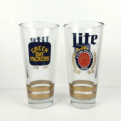 Dos vasos de cerveza pesados de colección Miller Lite 8" Green Bay Packers logotipo retro 22 oz Foto 1 de 4
