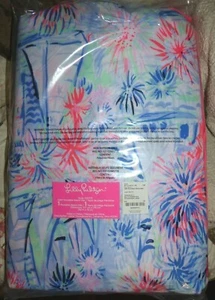 LILLY PULITZER "Sea to Shining Sea"  GWP Packable Beach Mat   BRAND NEW! - Picture 1 of 6