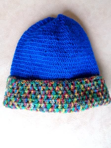 Häkelmütze Beanie Mütze handgehäkelt Blau Bunt mit /ohne Umschlag - Bild 1 von 4