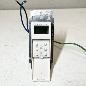 Defiant 470906 In Wall 7 Day Programmable Digital Timer Switch - Picture 1 of 3