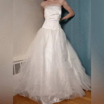 Vintage Mori Lee Wedding Dress - Dreamy, Romantic, Timeless - Size XL - Image 1 of 4