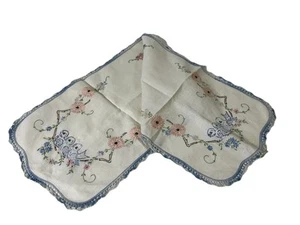 Vintage Leinen Handbestickt Vögel Blumen Kommode Schal Tischläufer 12x39 - Bild 1 von 12