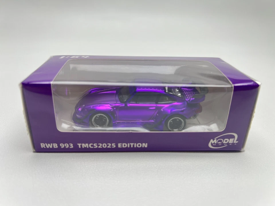 Modelo de coche diecast edición Malasia modelo 1/64 Porsche RWB 993 TMCS2025 Foto 1 de 4