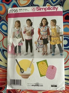 Simplicity 2295 Aprons, Bags, Bowl, Felt Whisk &Spatula Pattern Child S-L - Picture 1 of 4